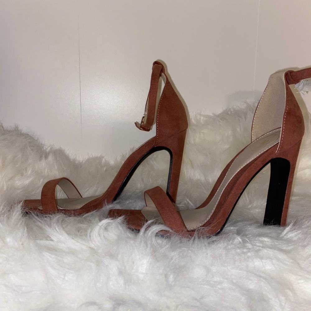Missguided heeled sandals- new in box